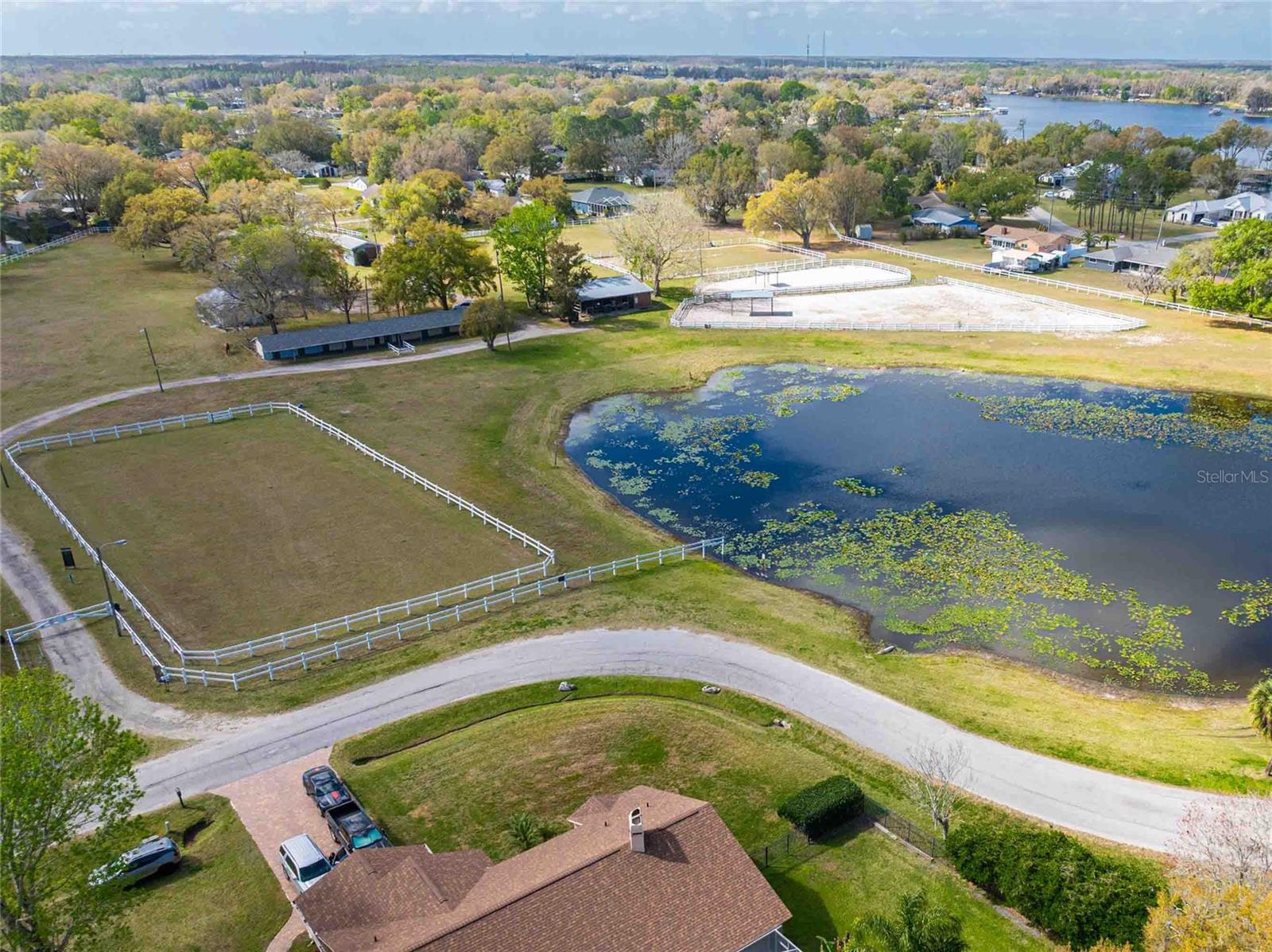 Image 3 of 4 For 3745 Lake Breeze Drive