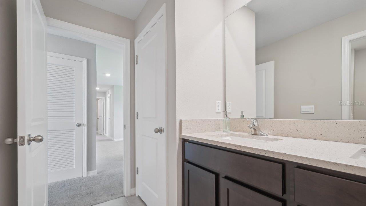 Image 18 of 23 For 8601 Tidewater Trail Avenue