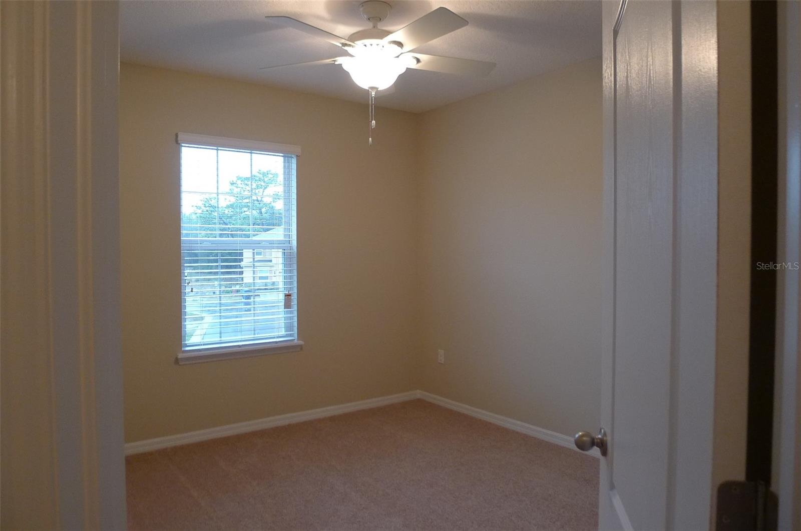 Image 4 of 29 For 13909 River Willow Place