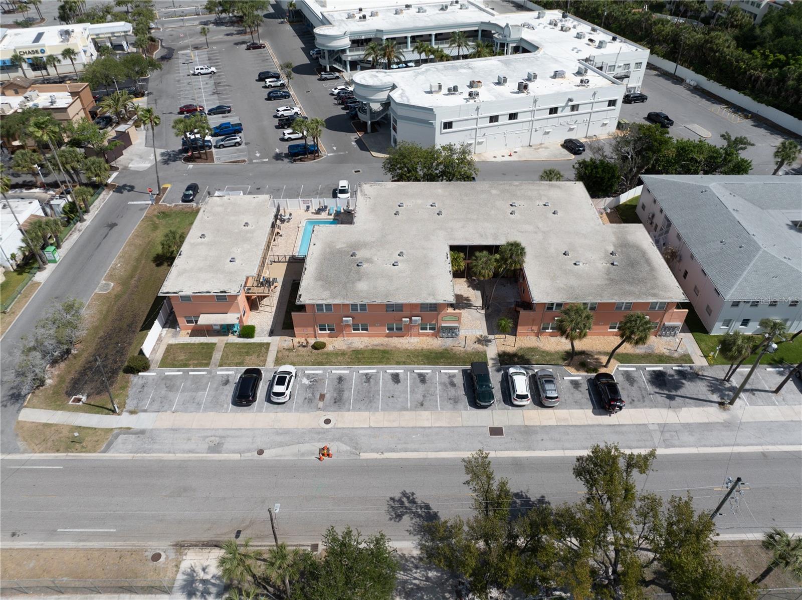 Image 36 of 48 For 121 46th Avenue 2g