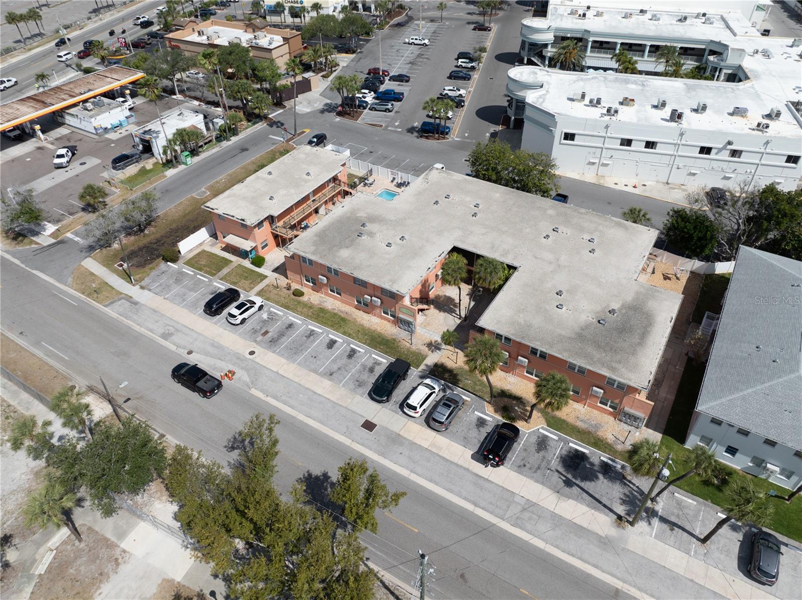 Image 37 of 48 For 121 46th Avenue 2g