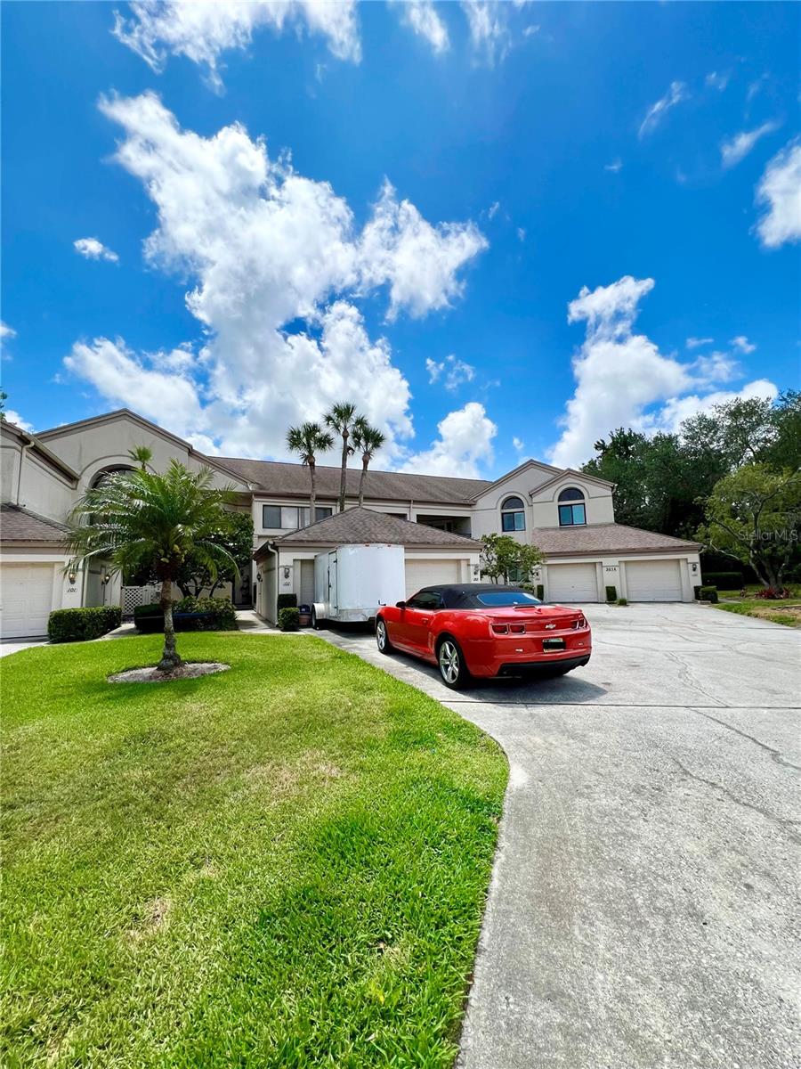 Image 4 of 42 For 3014 Red Oak Court 102