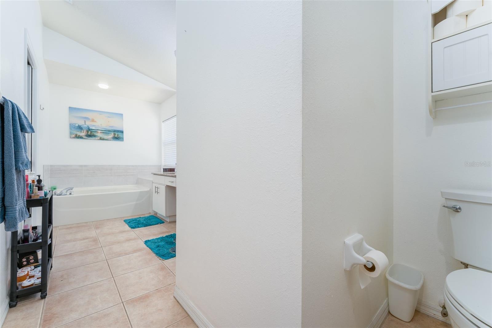 Image 16 of 43 For 10727 Deepbrook Dr