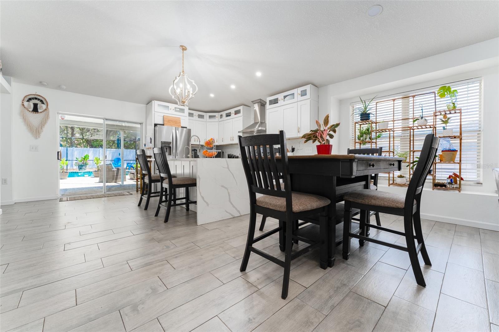 Image 9 of 43 For 10727 Deepbrook Dr