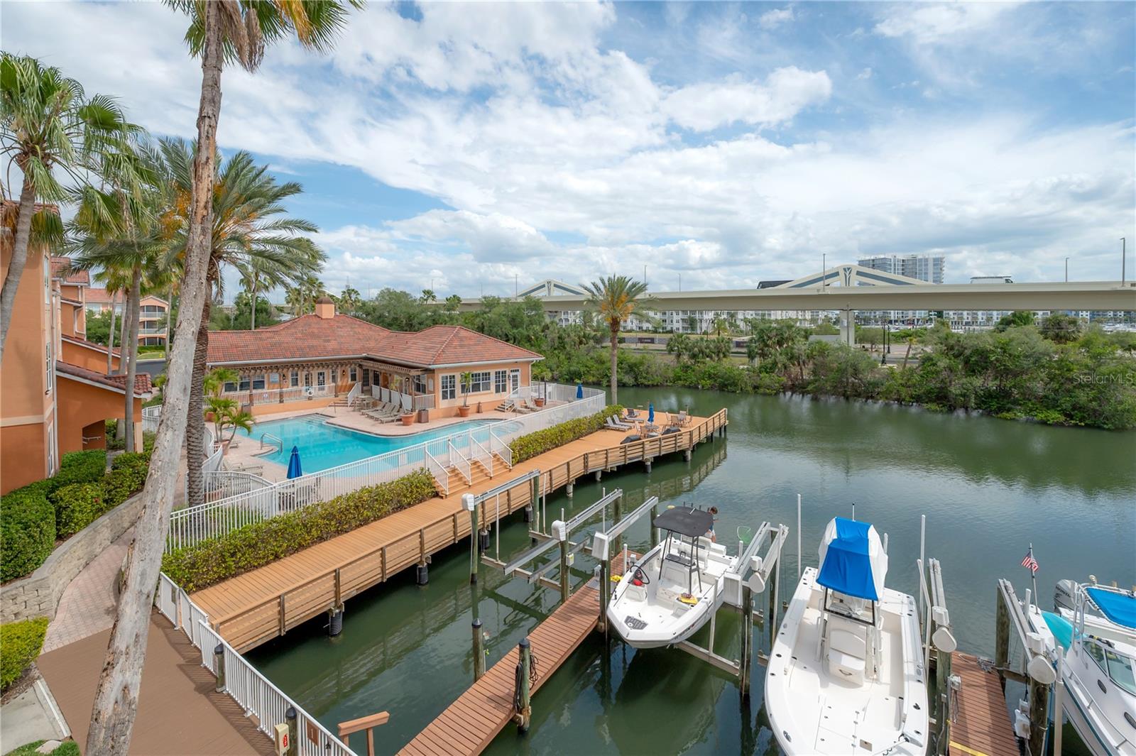 Image 41 of 72 For 5000 Culbreath Key Way 8-302
