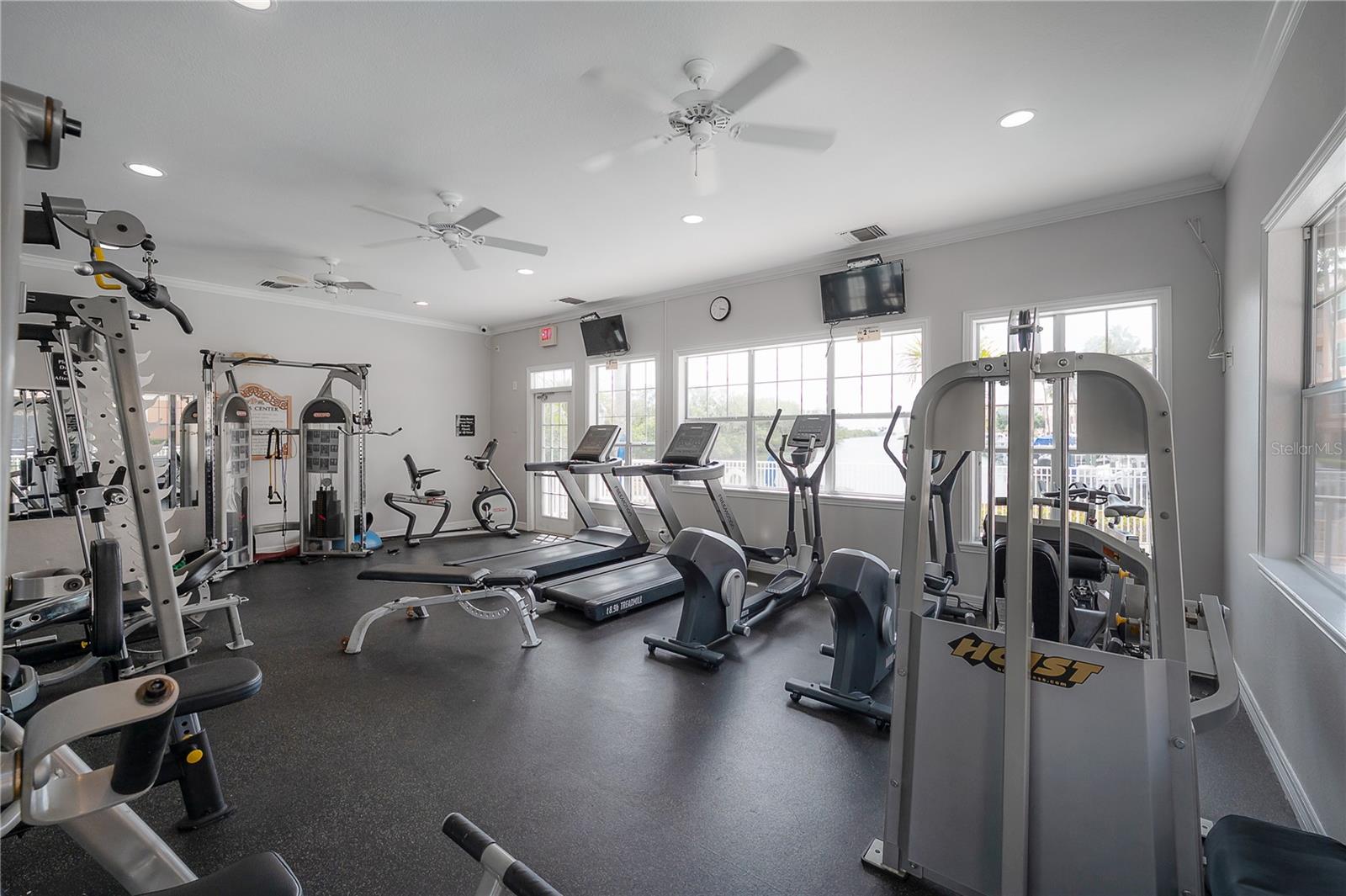 Image 43 of 72 For 5000 Culbreath Key Way 8-302