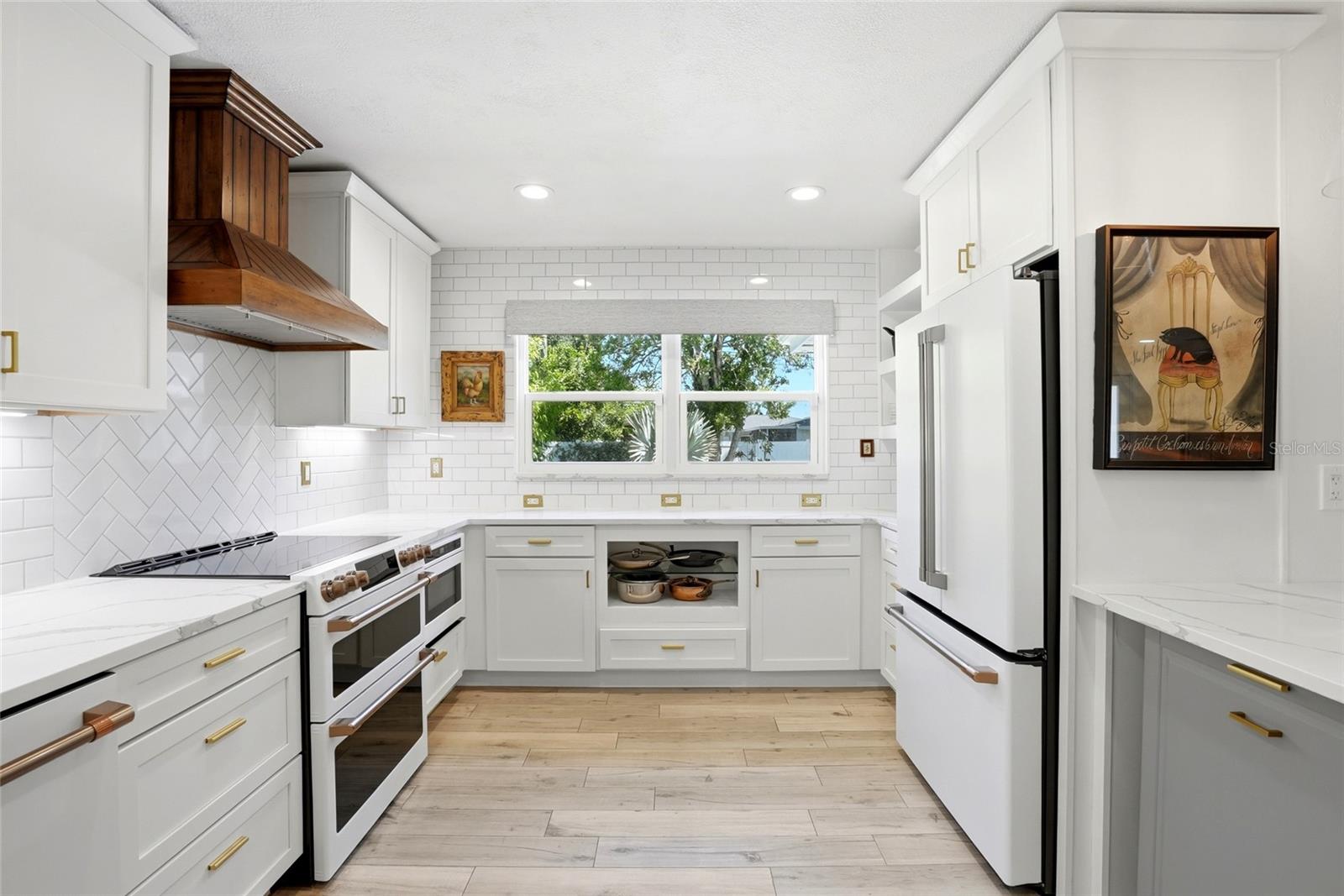 Image 3 of 51 For 743 43rd Avenue Ne