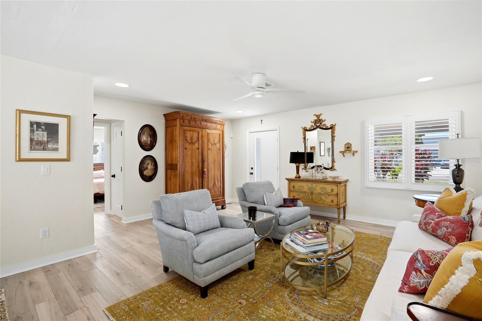 Image 5 of 51 For 743 43rd Avenue Ne