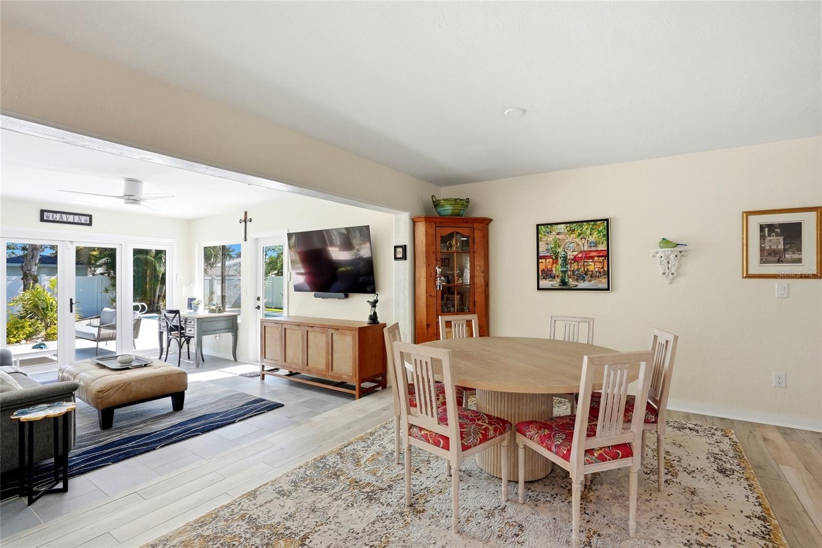 Image 6 of 51 For 743 43rd Avenue Ne