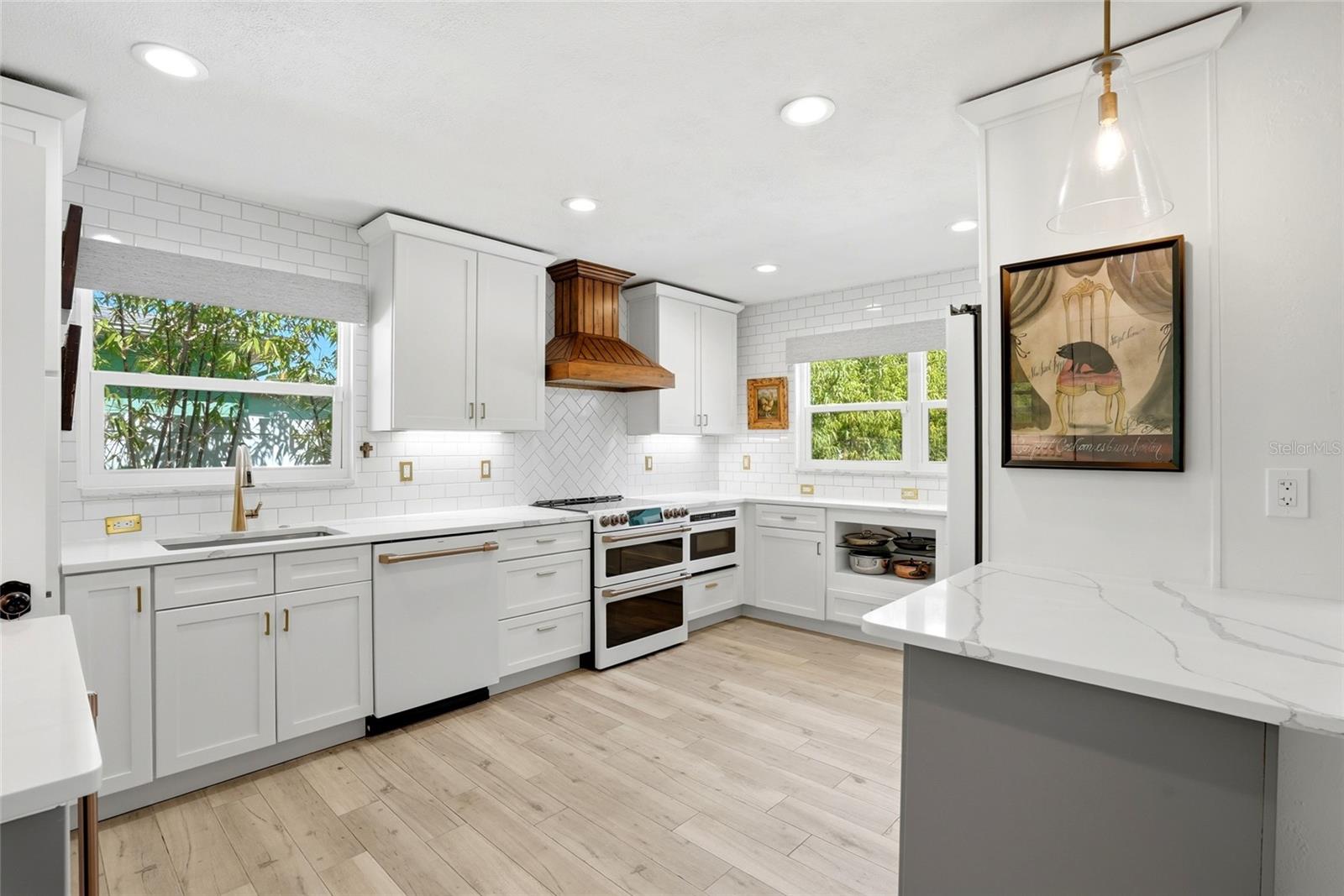 Image 7 of 51 For 743 43rd Avenue Ne