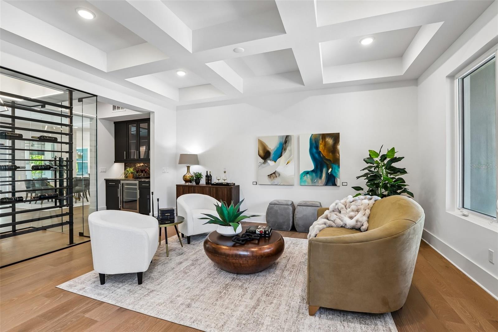 Image 11 of 100 For 3013 West Shore Boulevard
