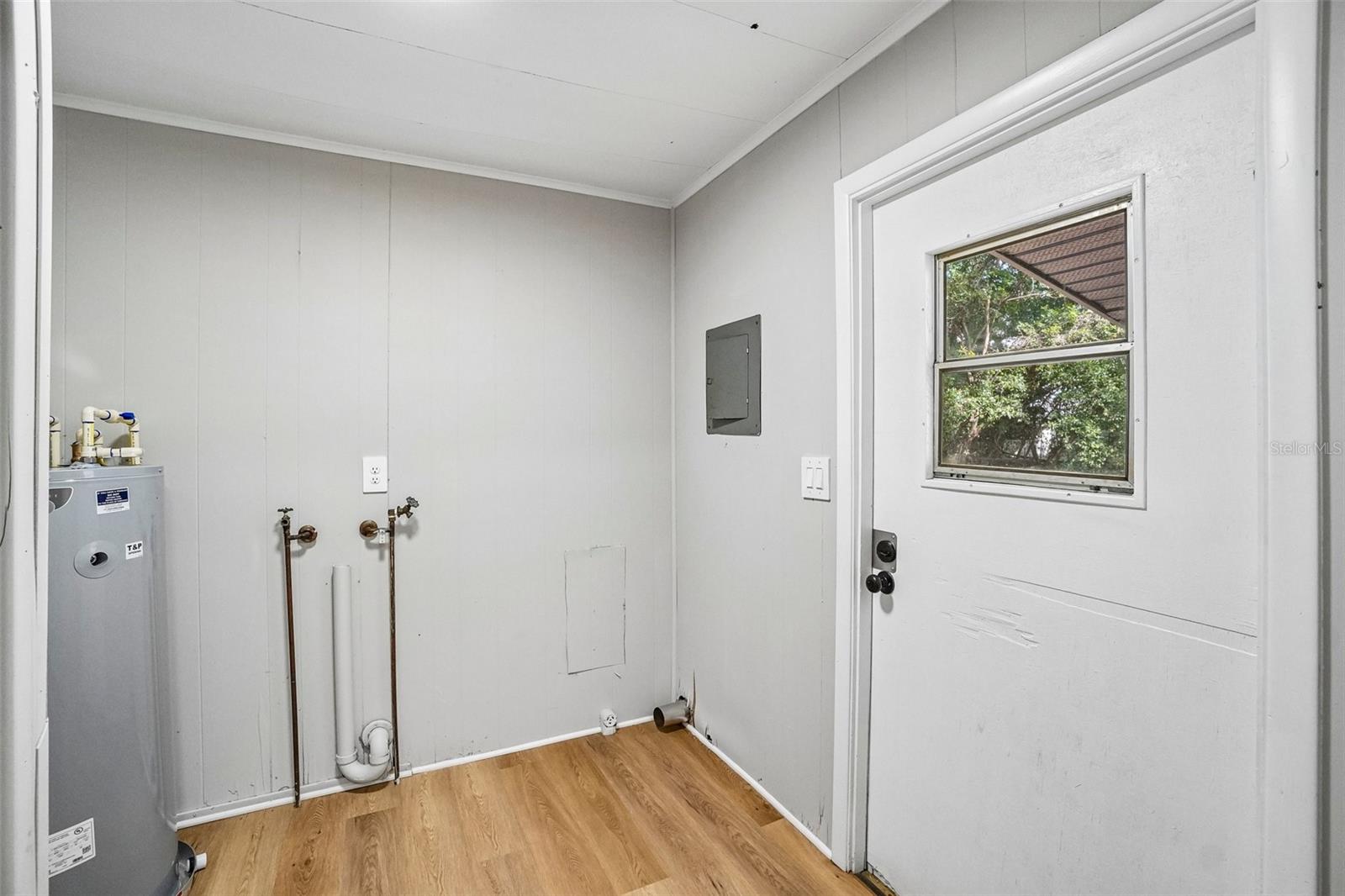 Image 16 of 20 For 620 2nd Street