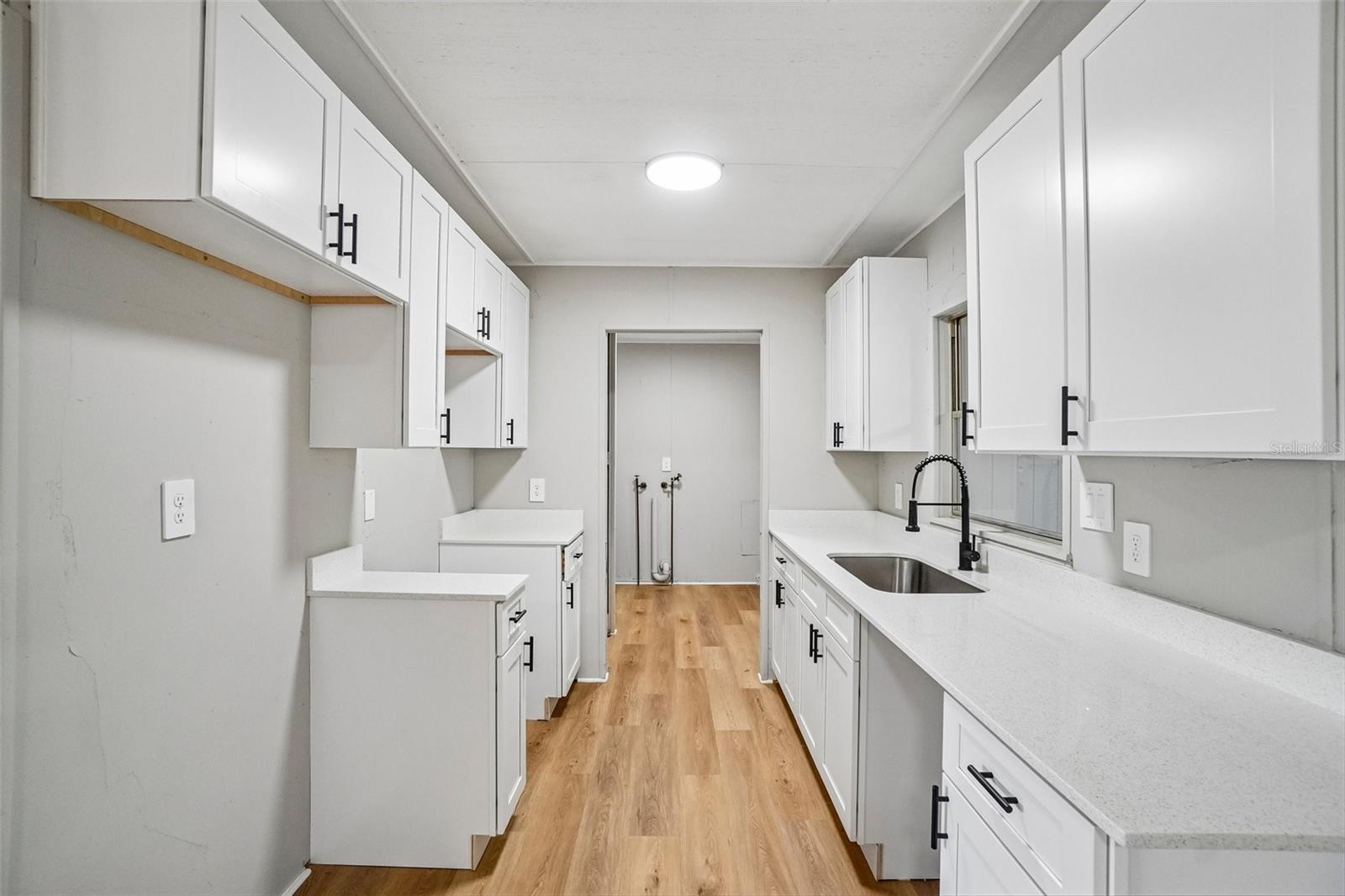 Image 8 of 20 For 620 2nd Street