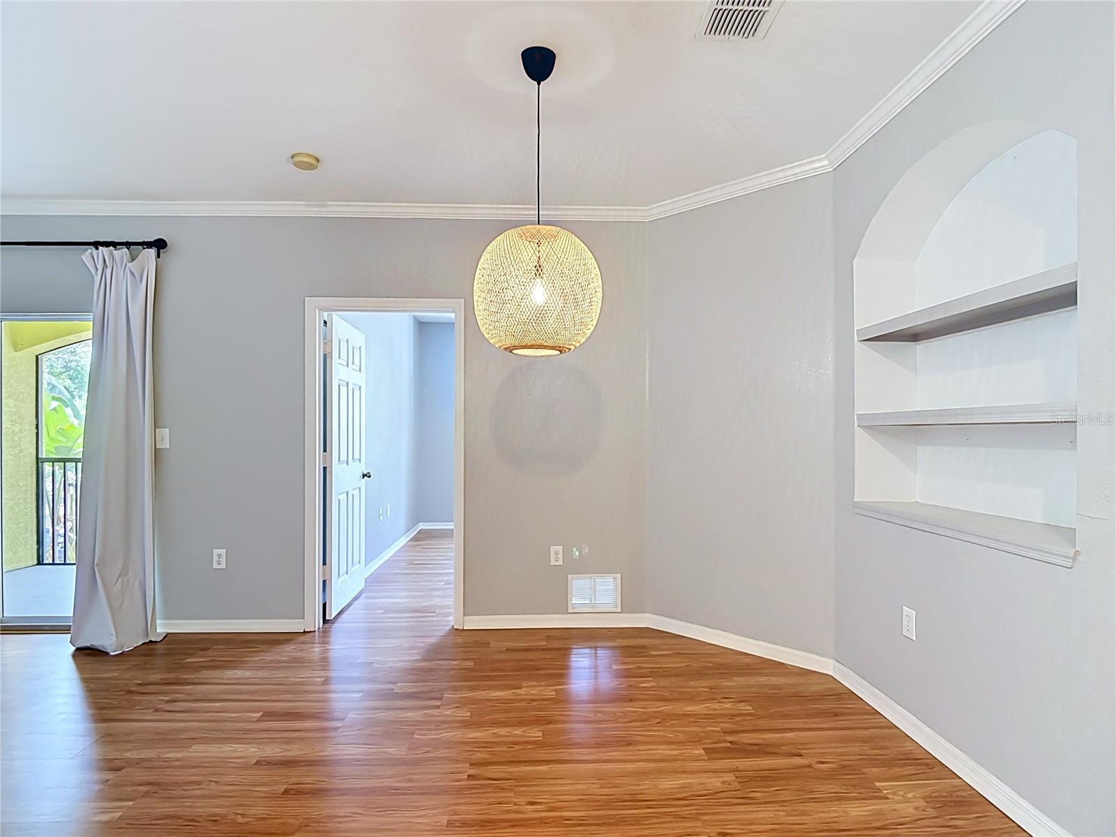 Image 15 of 75 For 10201 Courtney Palms Boulevard 203