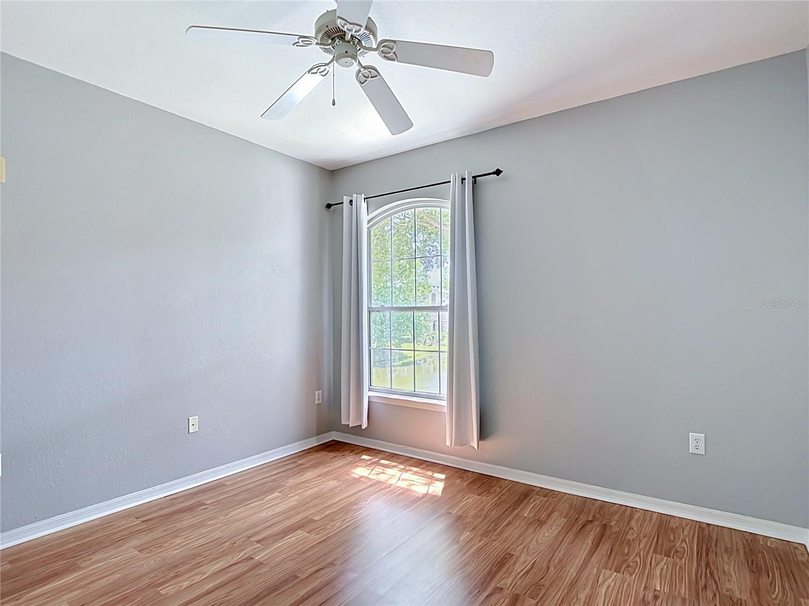 Image 20 of 75 For 10201 Courtney Palms Boulevard 203
