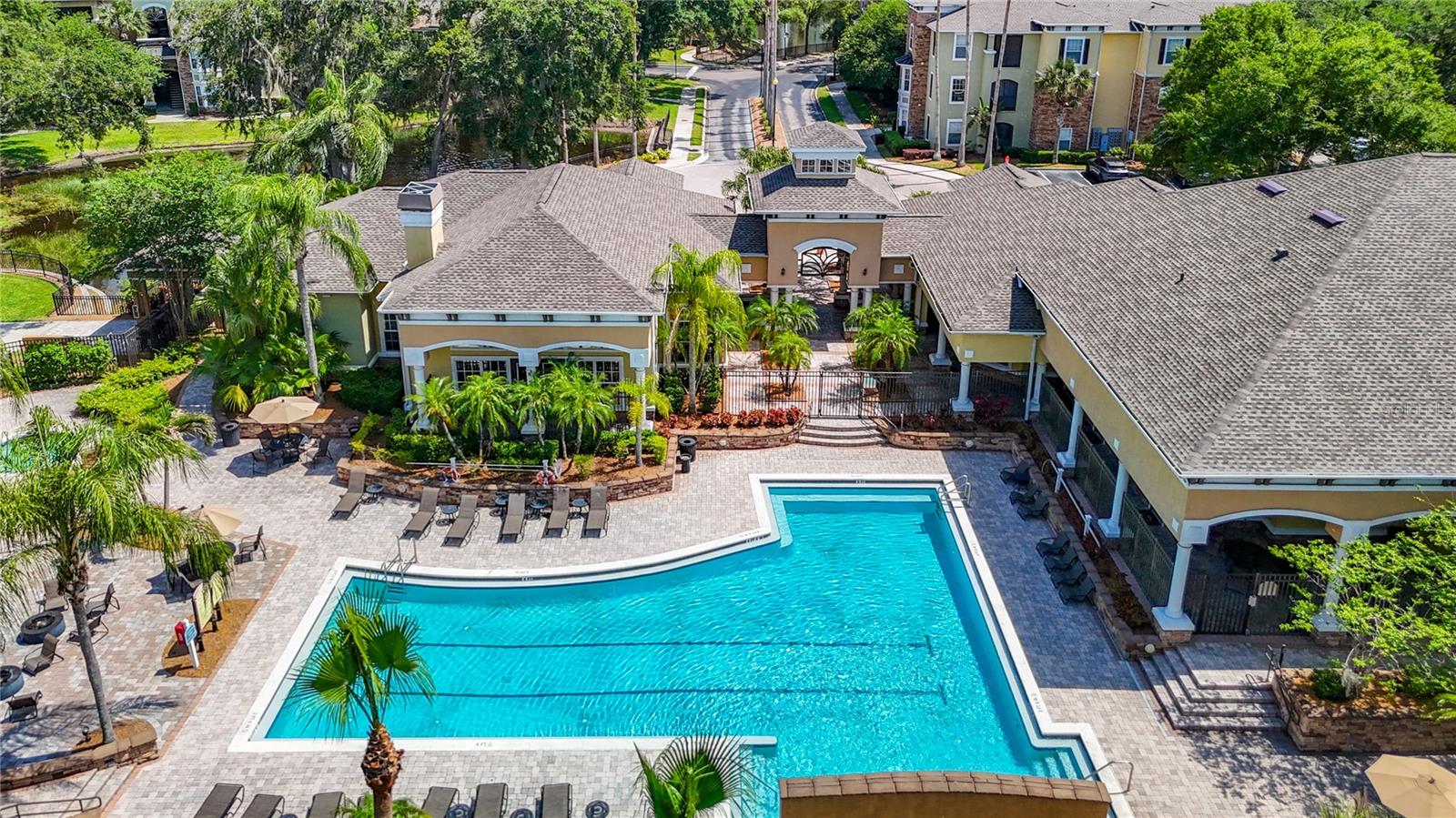 Image 51 of 75 For 10201 Courtney Palms Boulevard 203