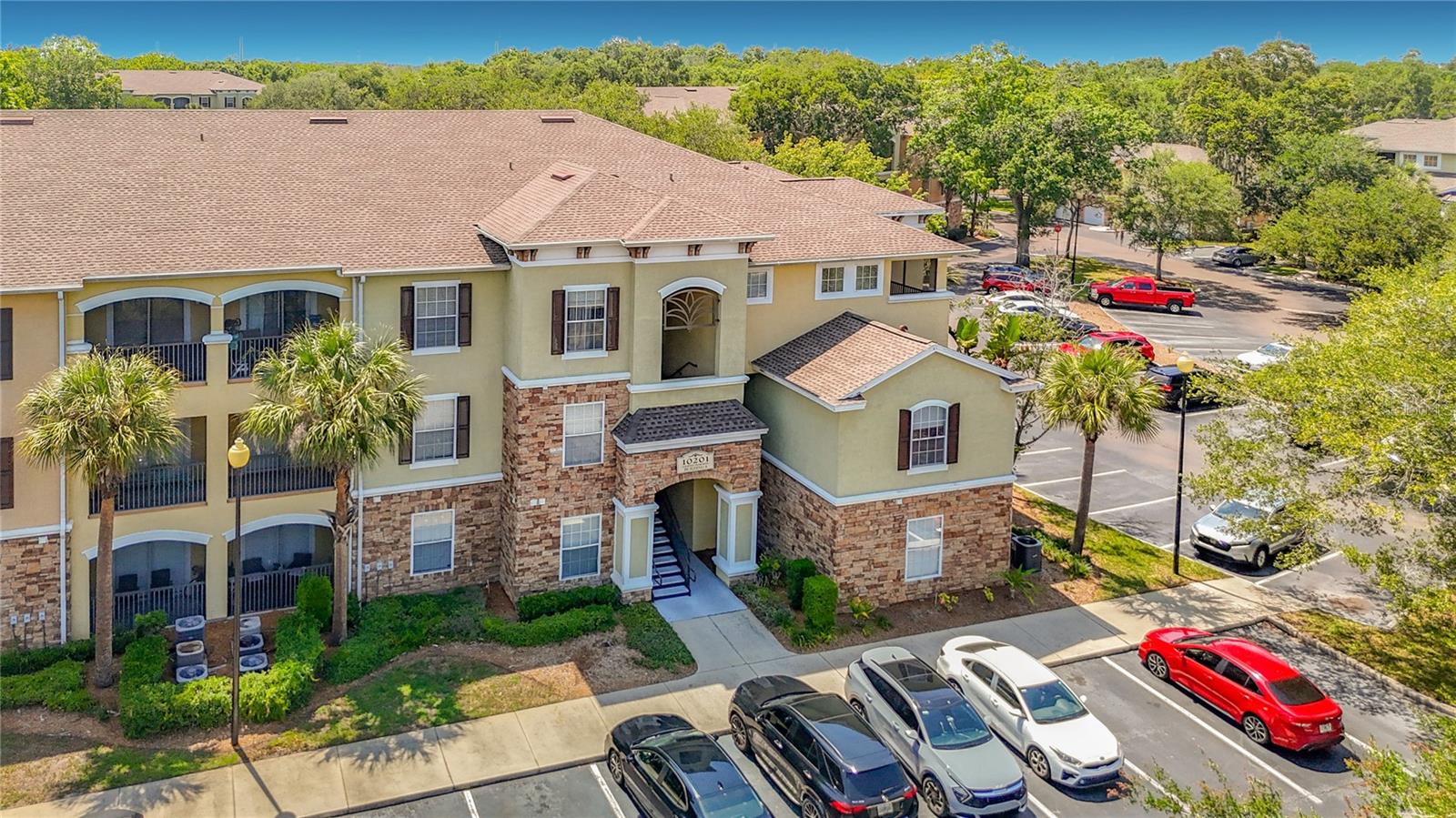 Image 70 of 75 For 10201 Courtney Palms Boulevard 203