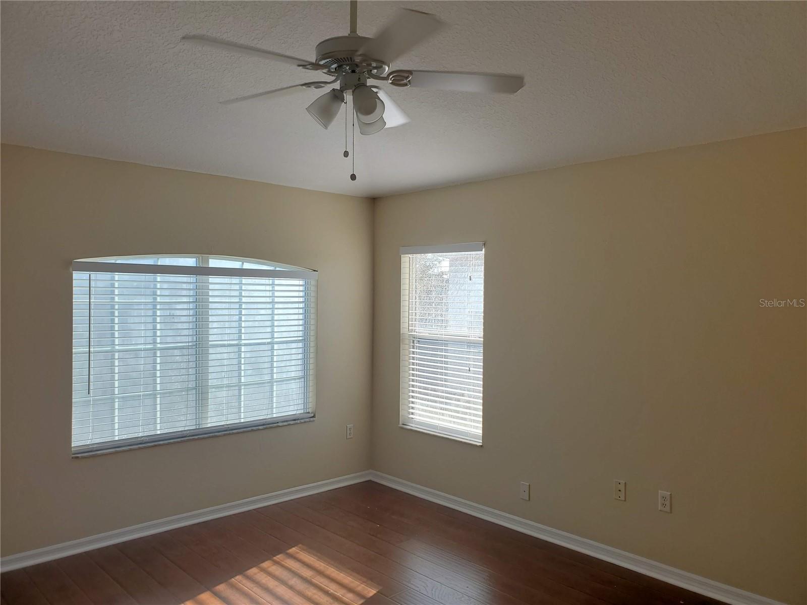 Image 18 of 20 For 12722 Evington Point Drive