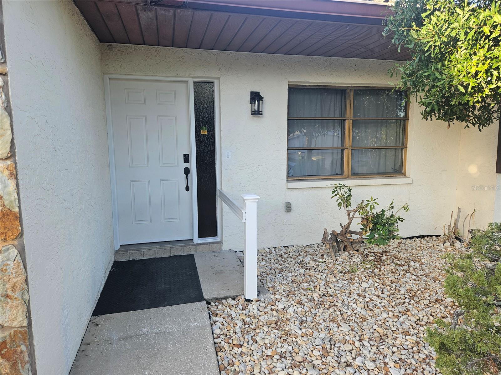 Image 17 of 20 For 11557 124th Terrace
