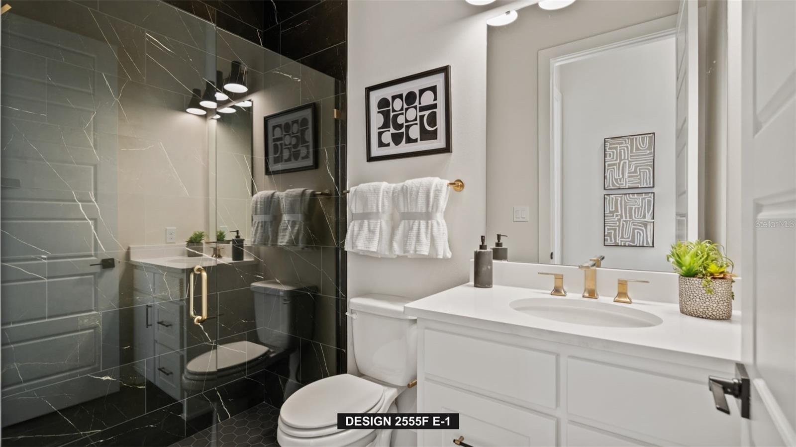 Listing photo id 16 for 9515 Sandy Shores Street