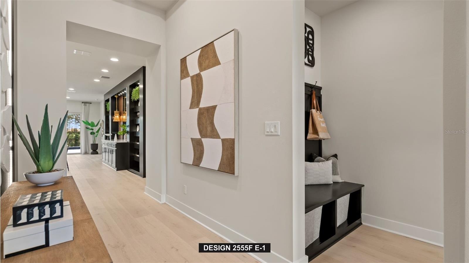 Listing photo id 3 for 9515 Sandy Shores Street