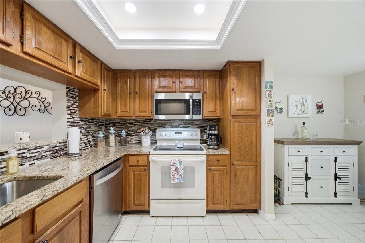 Image 10 of 58 For 2824 Countryside Boulevard 315