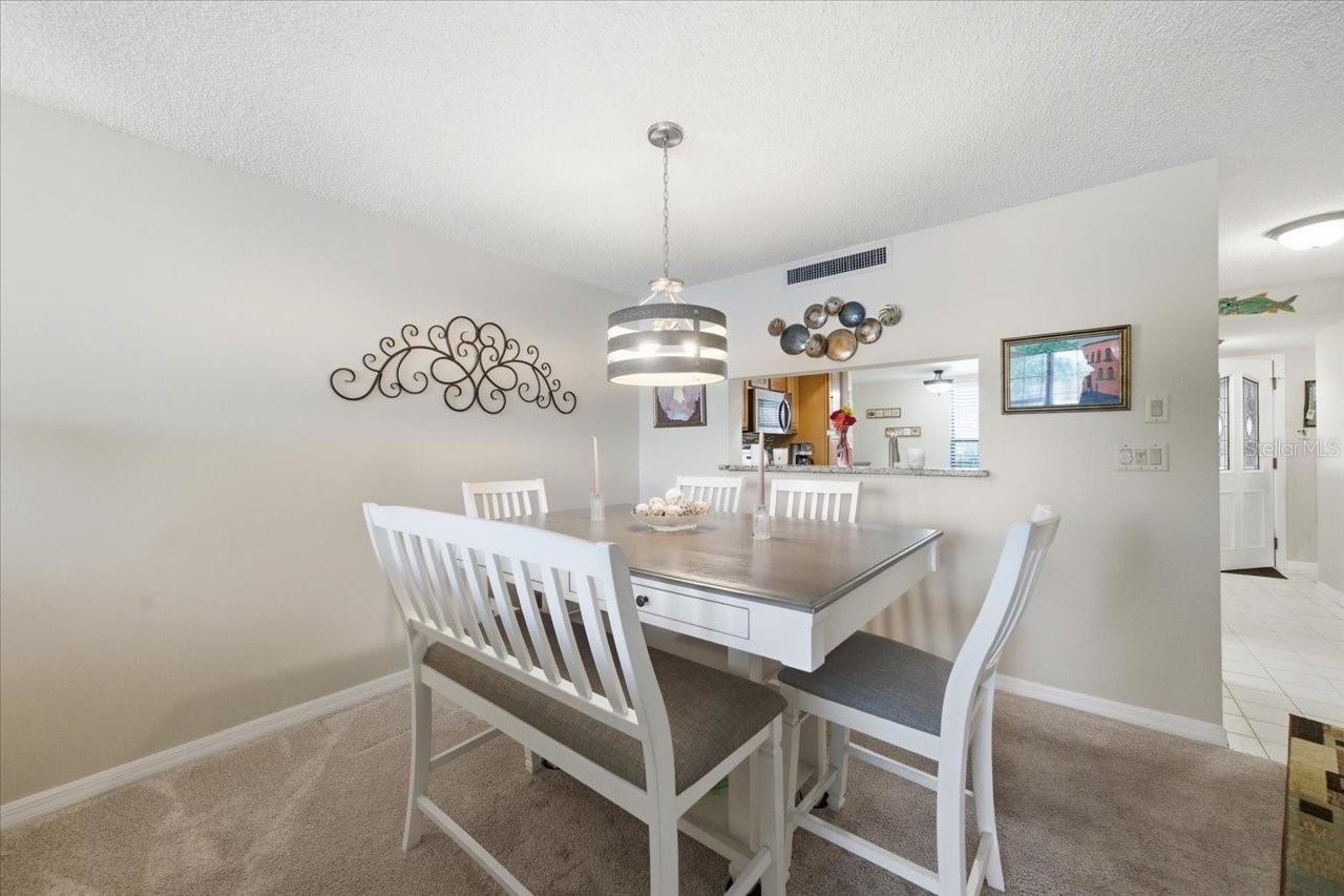 Image 18 of 58 For 2824 Countryside Boulevard 315