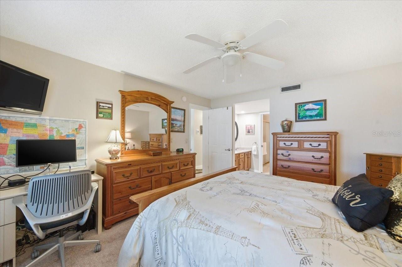 Image 30 of 58 For 2824 Countryside Boulevard 315