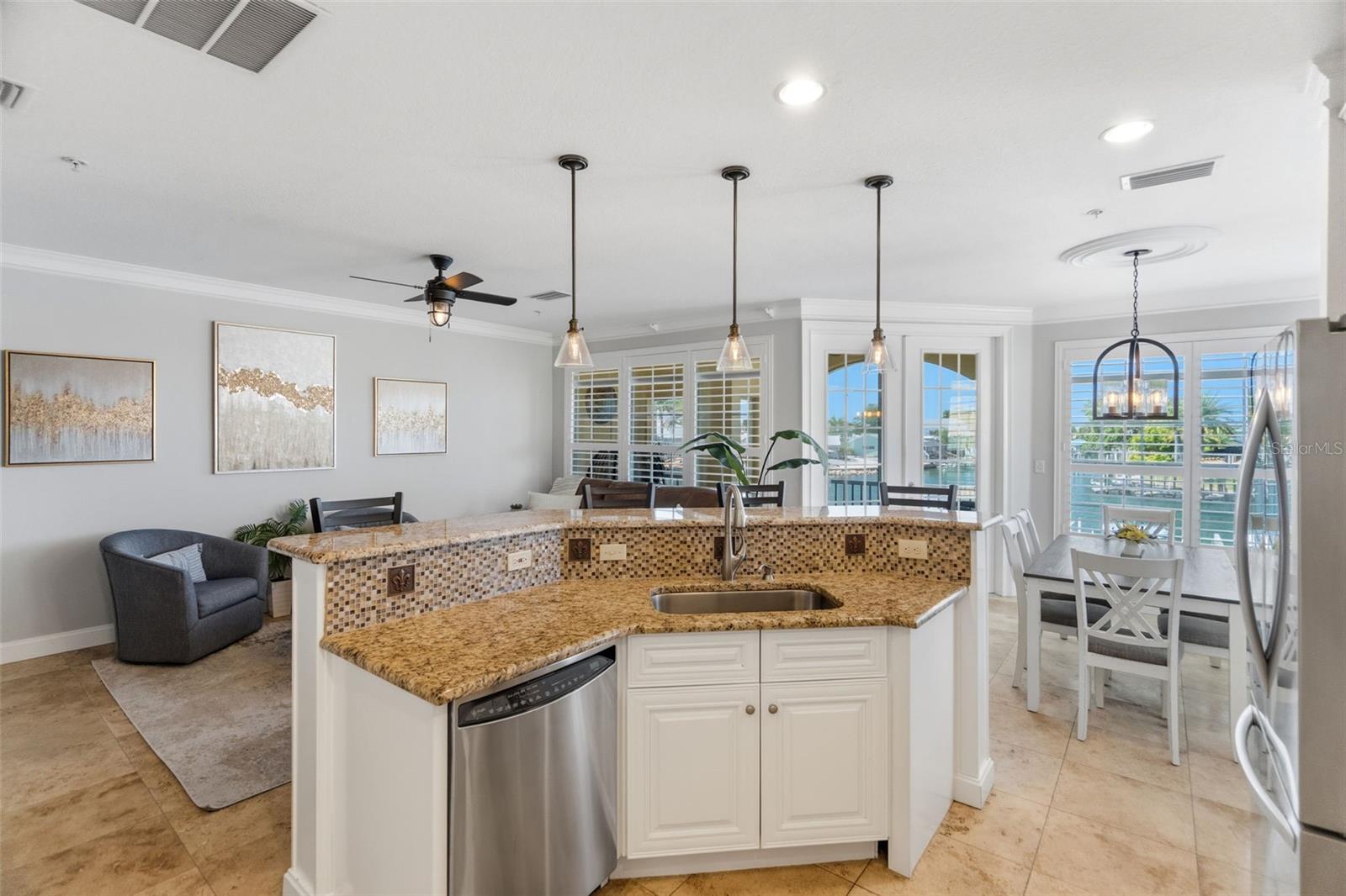 Image 23 of 50 For 6420 Sunset Bay Circle