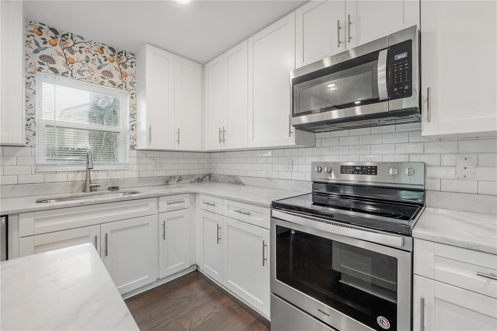 Image 12 of 41 For 4022 Marguerite Street