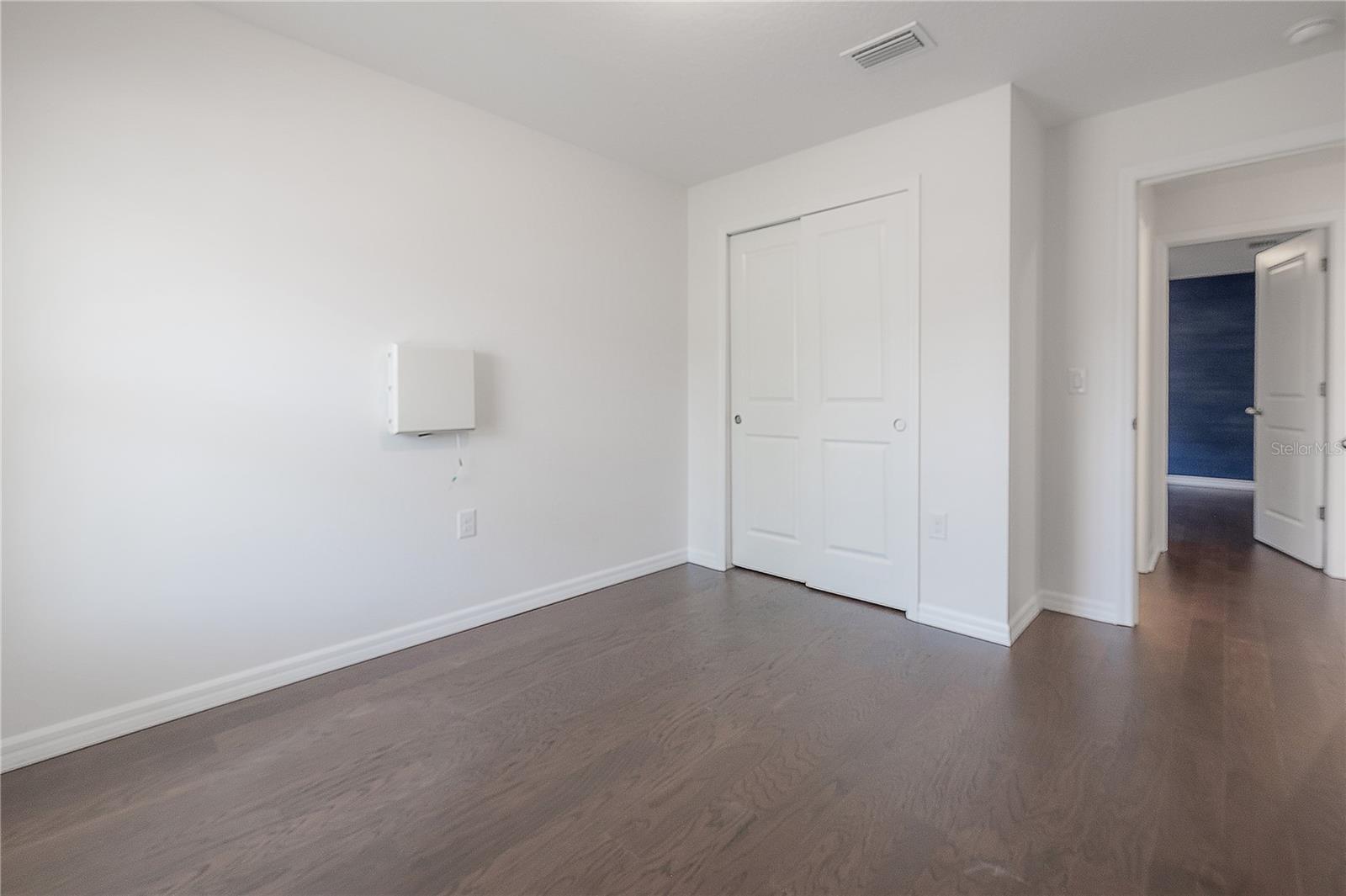 Image 33 of 41 For 4022 Marguerite Street