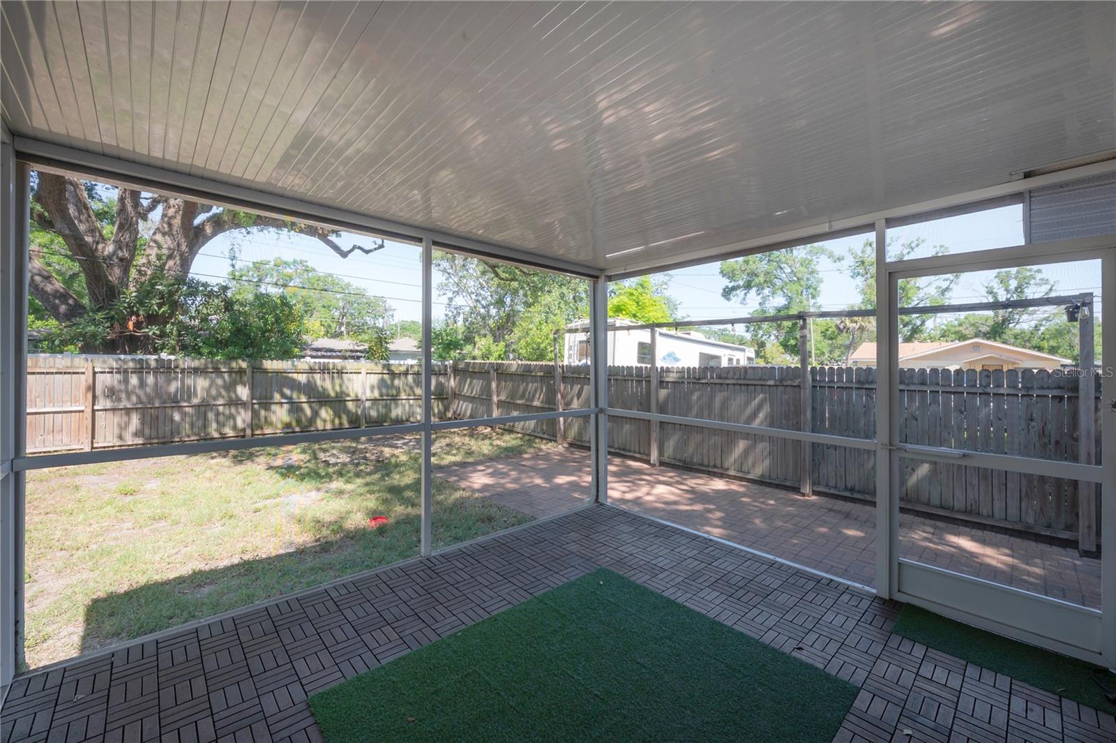 Image 36 of 41 For 4022 Marguerite Street