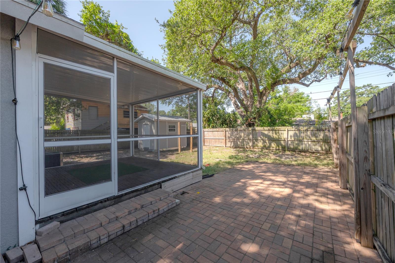 Image 37 of 41 For 4022 Marguerite Street