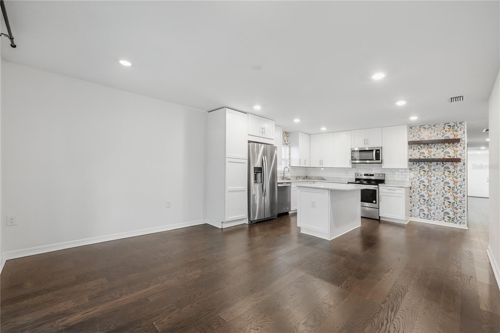 Image 9 of 41 For 4022 Marguerite Street