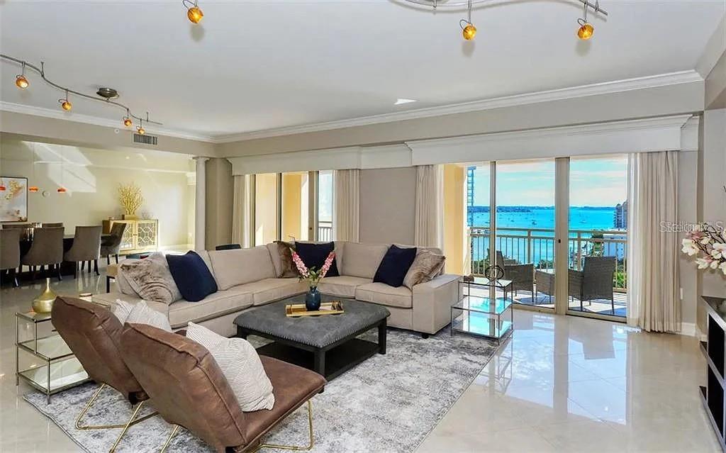 Image 10 of 42 For 1111 Ritz Carlton Drive 1004