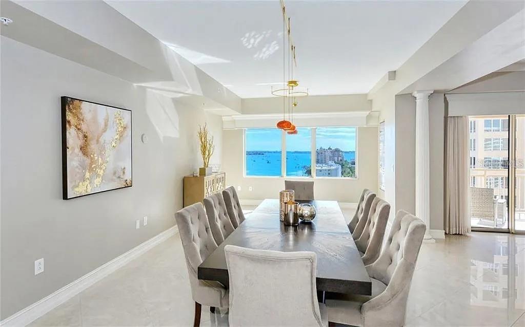 Image 16 of 42 For 1111 Ritz Carlton Drive 1004
