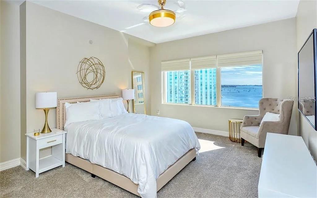 Image 36 of 42 For 1111 Ritz Carlton Drive 1004