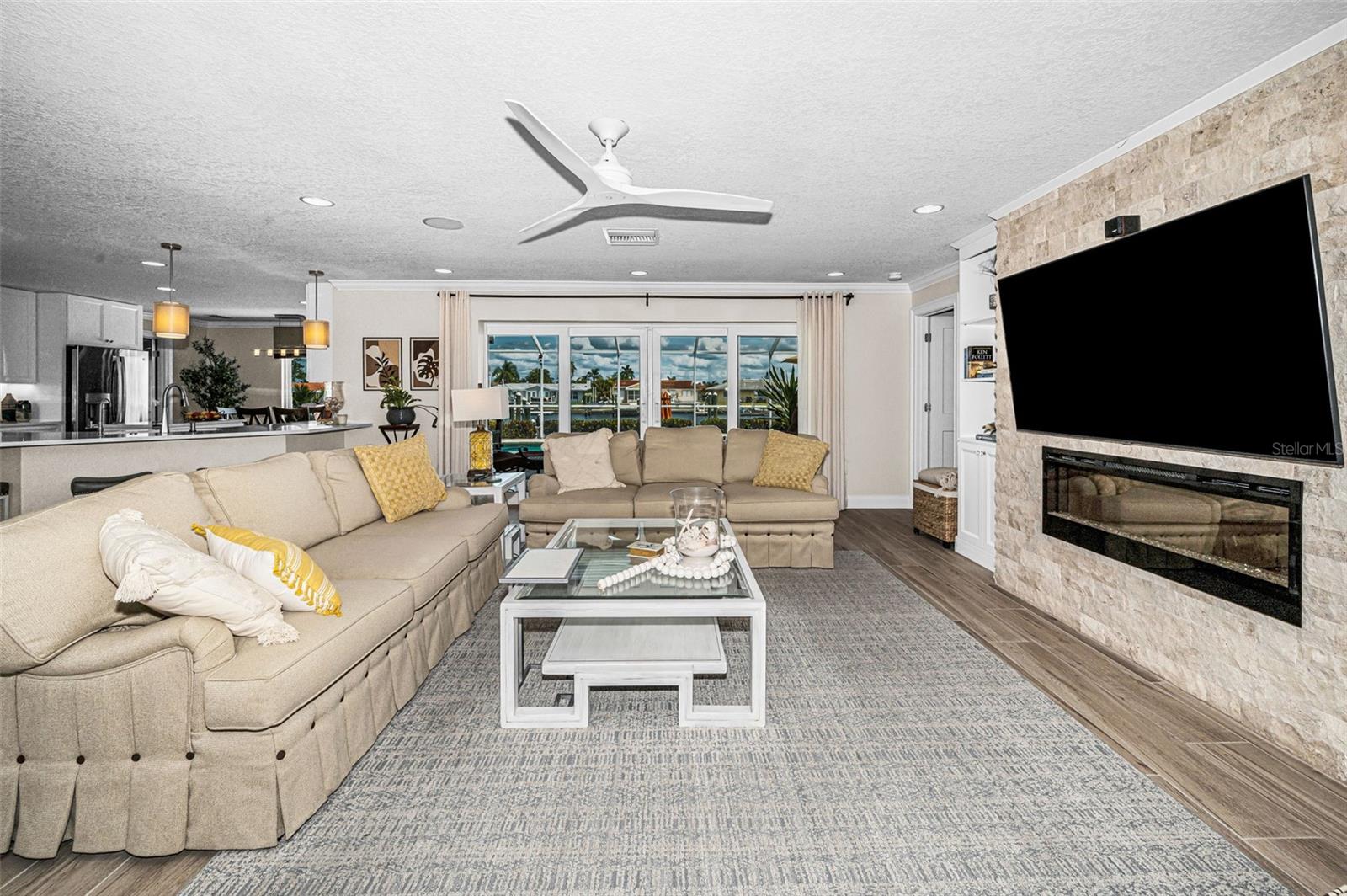 Image 17 of 92 For 5008 Galleon Court