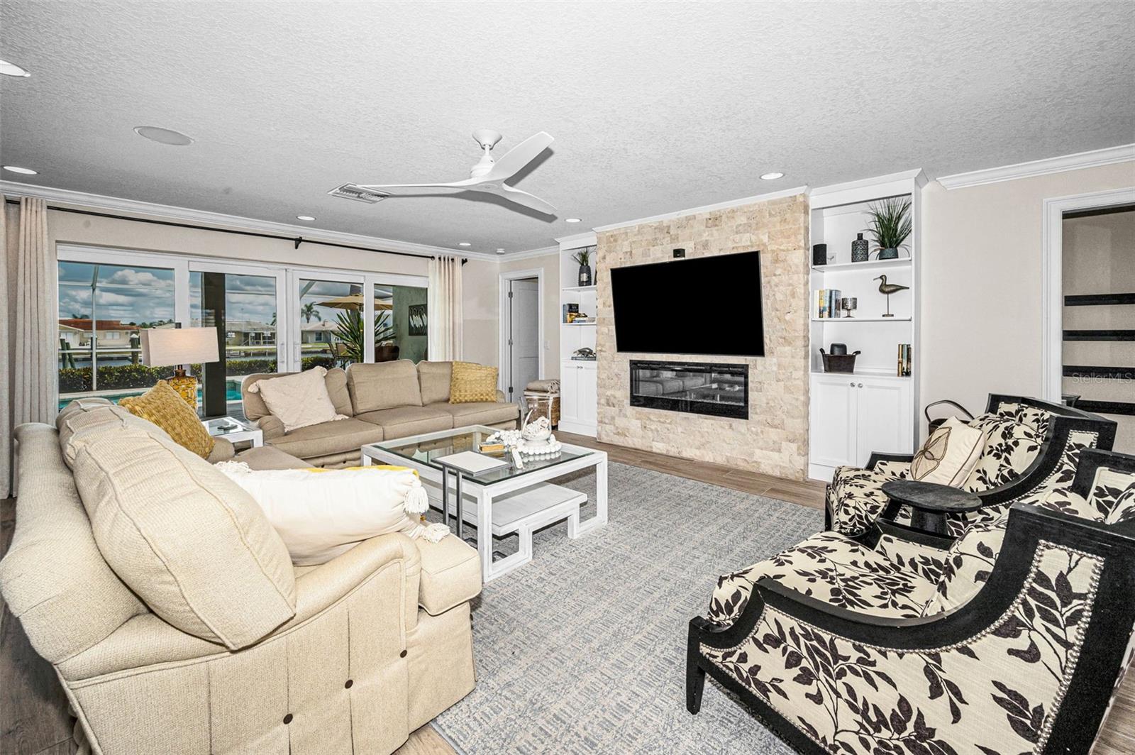 Image 18 of 92 For 5008 Galleon Court