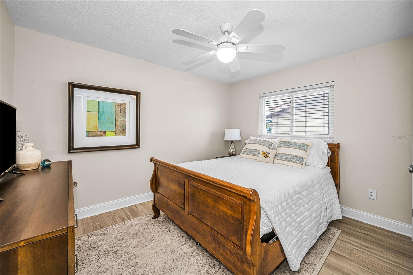 Image 32 of 92 For 5008 Galleon Court