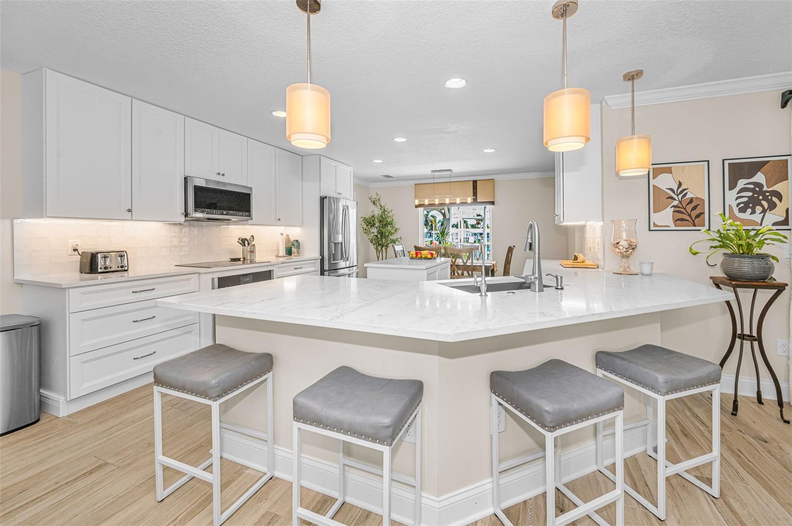 Image 7 of 92 For 5008 Galleon Court