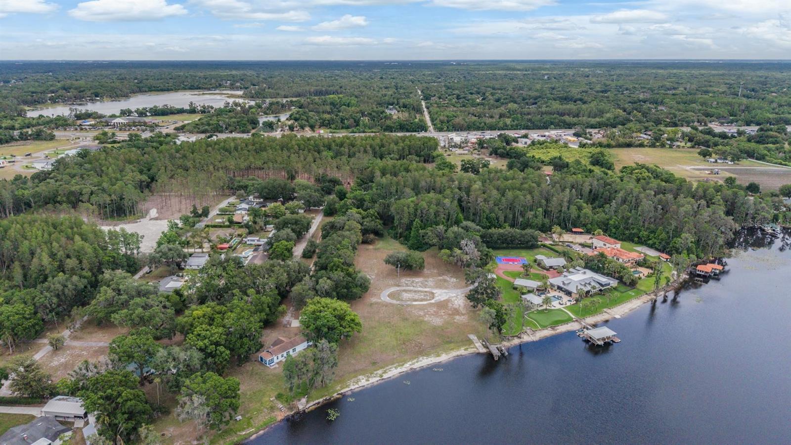Image 21 of 22 For 215 Lake Brant Drive
