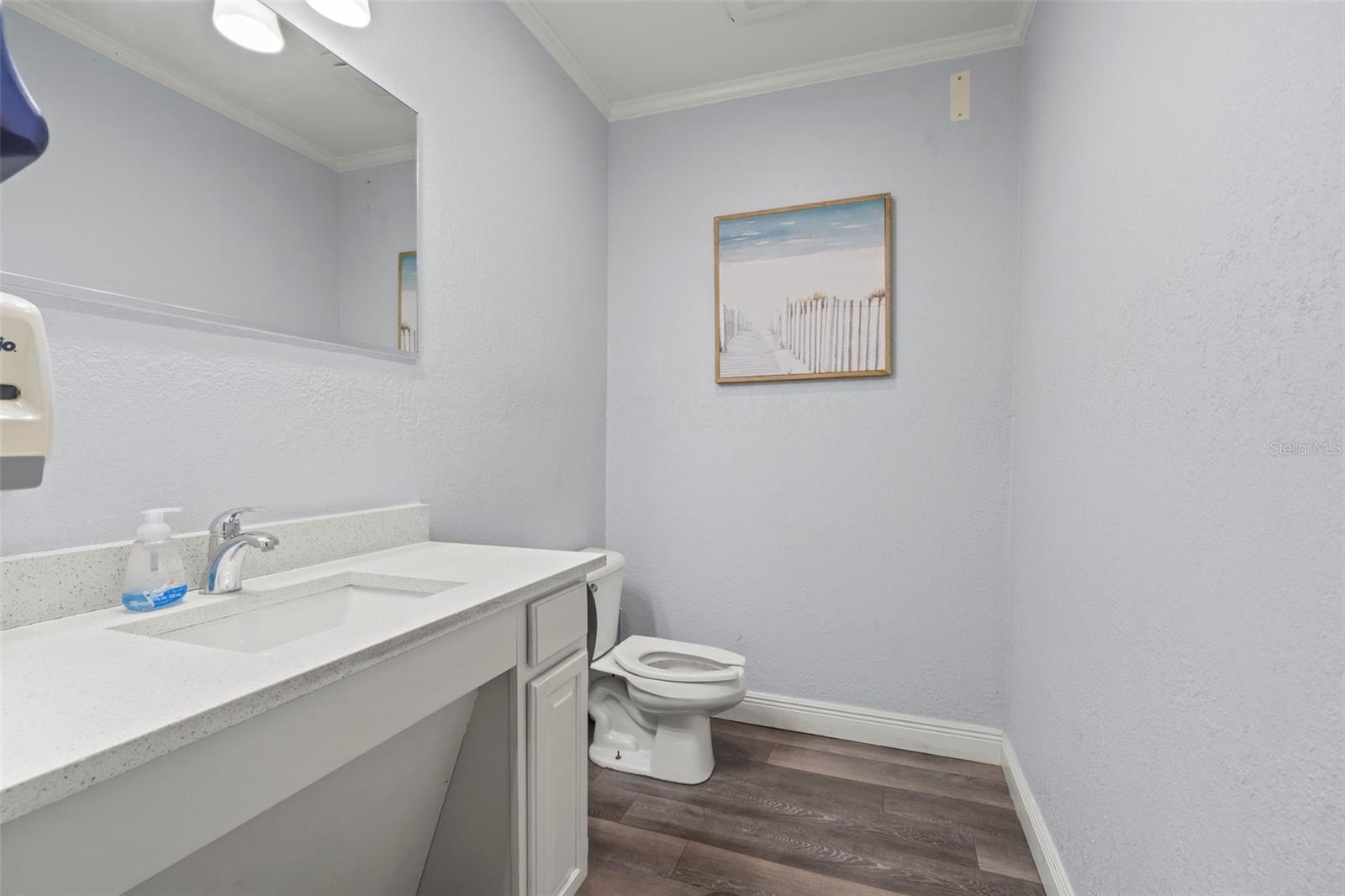 Image 36 of 60 For 5000 Culbreath Key Way 1-107