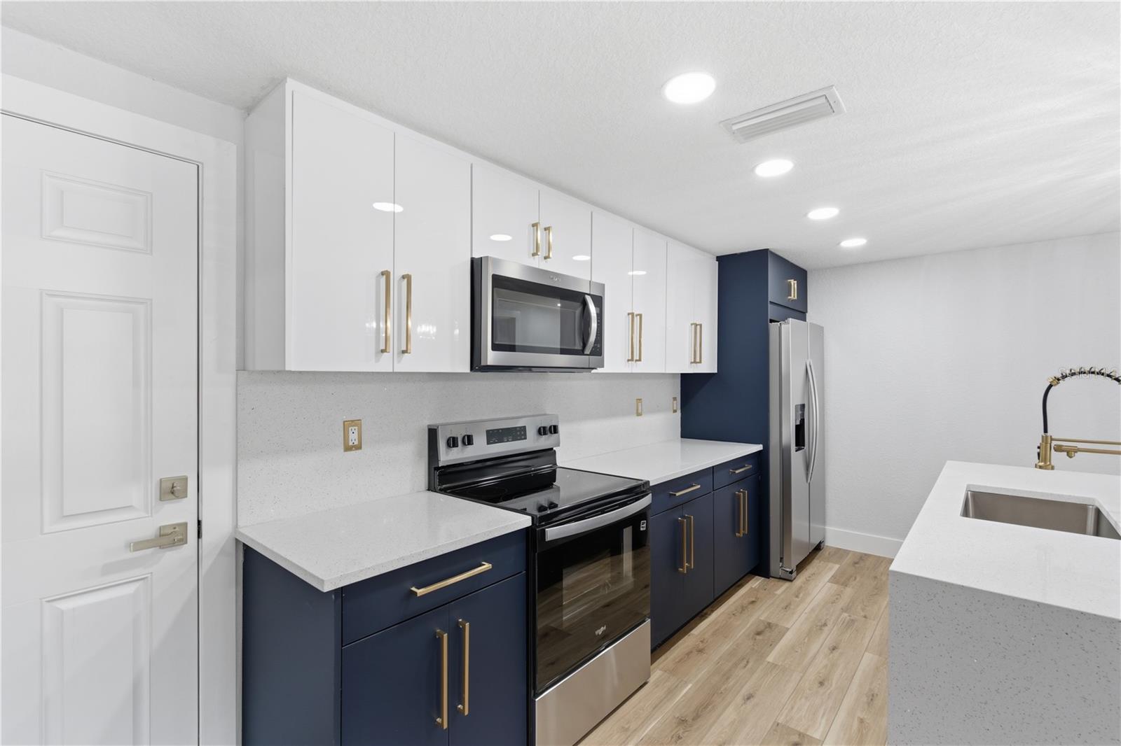 Image 17 of 49 For 3202 44th Street