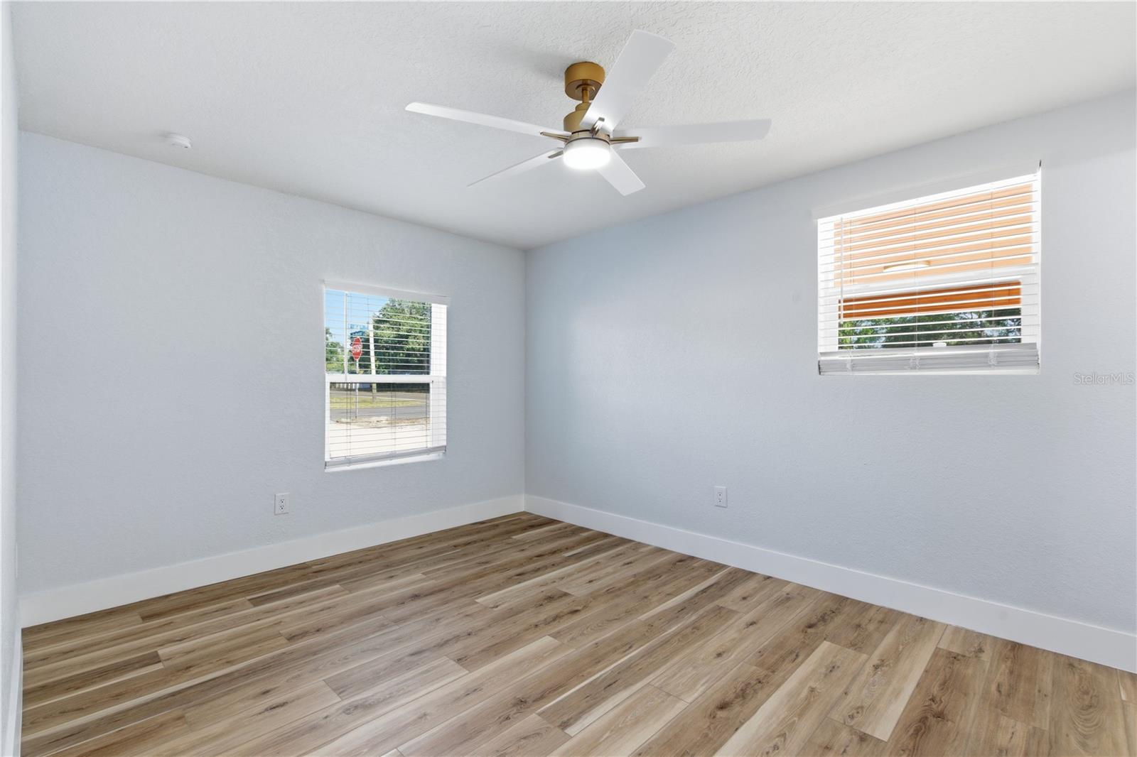 Image 26 of 49 For 3202 44th Street