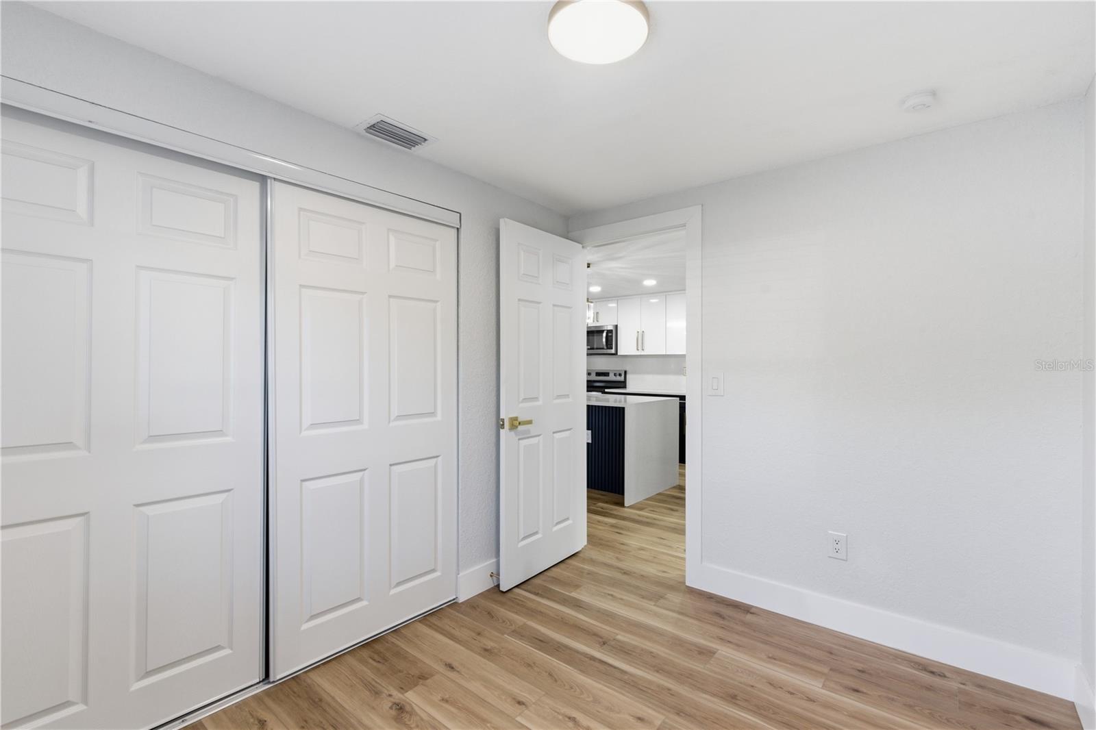 Image 34 of 49 For 3202 44th Street