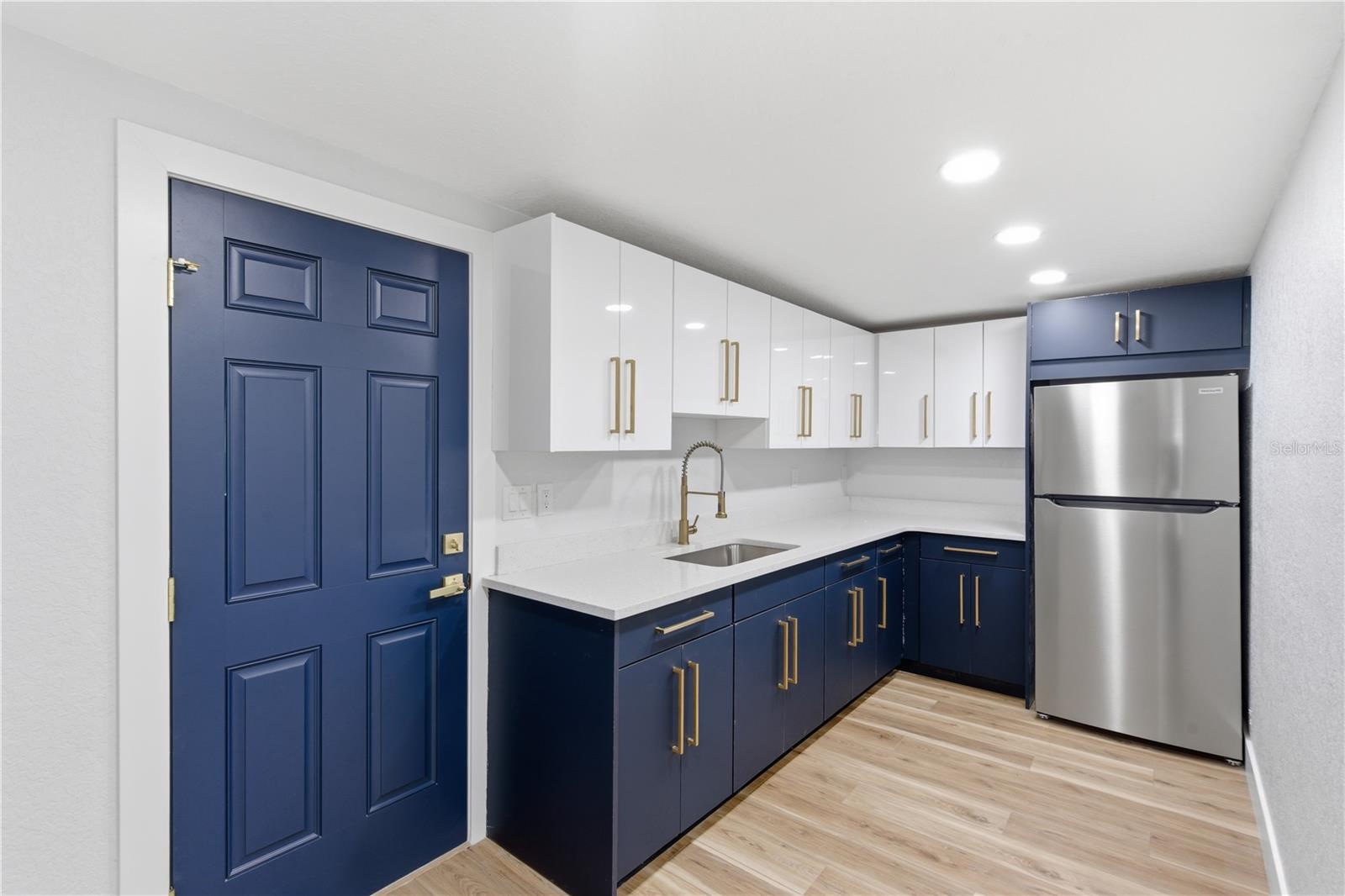 Image 36 of 49 For 3202 44th Street