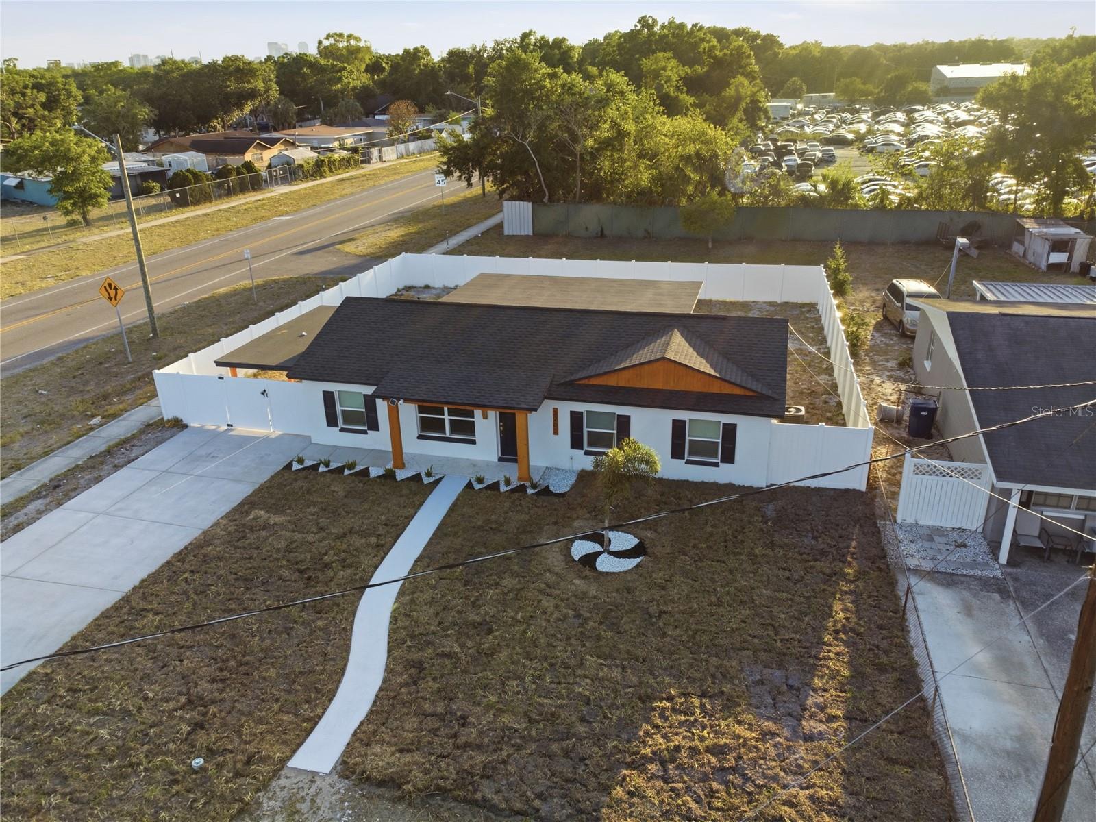 Image 43 of 49 For 3202 44th Street