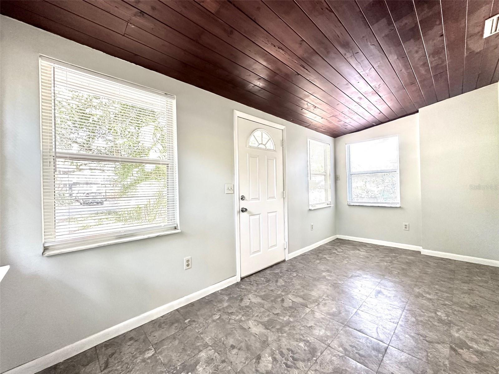 Image 3 of 20 For 2506 54th Street S