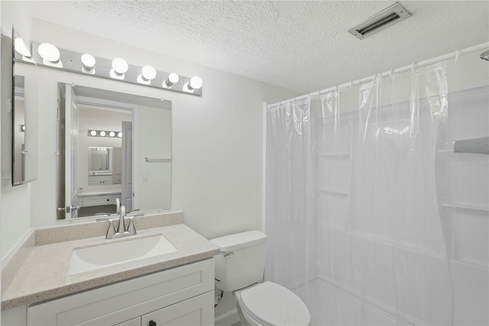 Image 18 of 31 For 724 115 Avenue N 2205